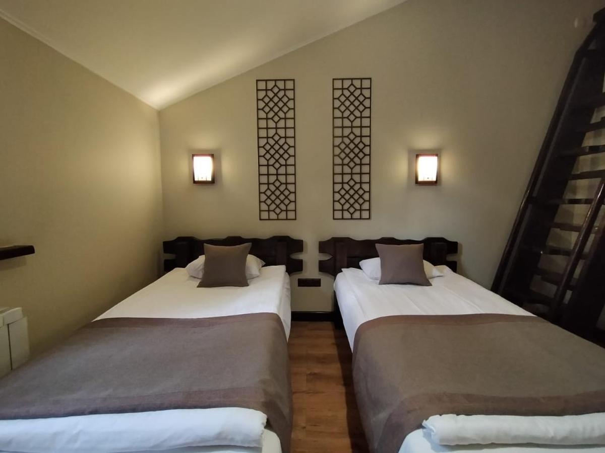 Saraishyq Hotel Almatî Exterior foto